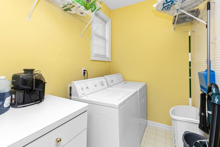 Laundry Room(1)